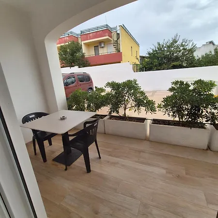 Pali'S Rooms & Lodges-2